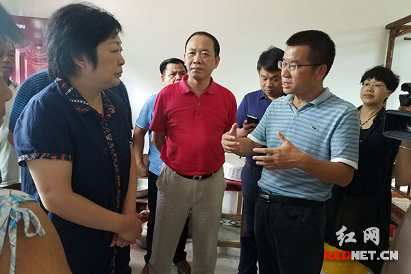 【紅網(wǎng)】湖南省衛(wèi)計(jì)委赴永州祁陽指導(dǎo)救災(zāi)防病工作